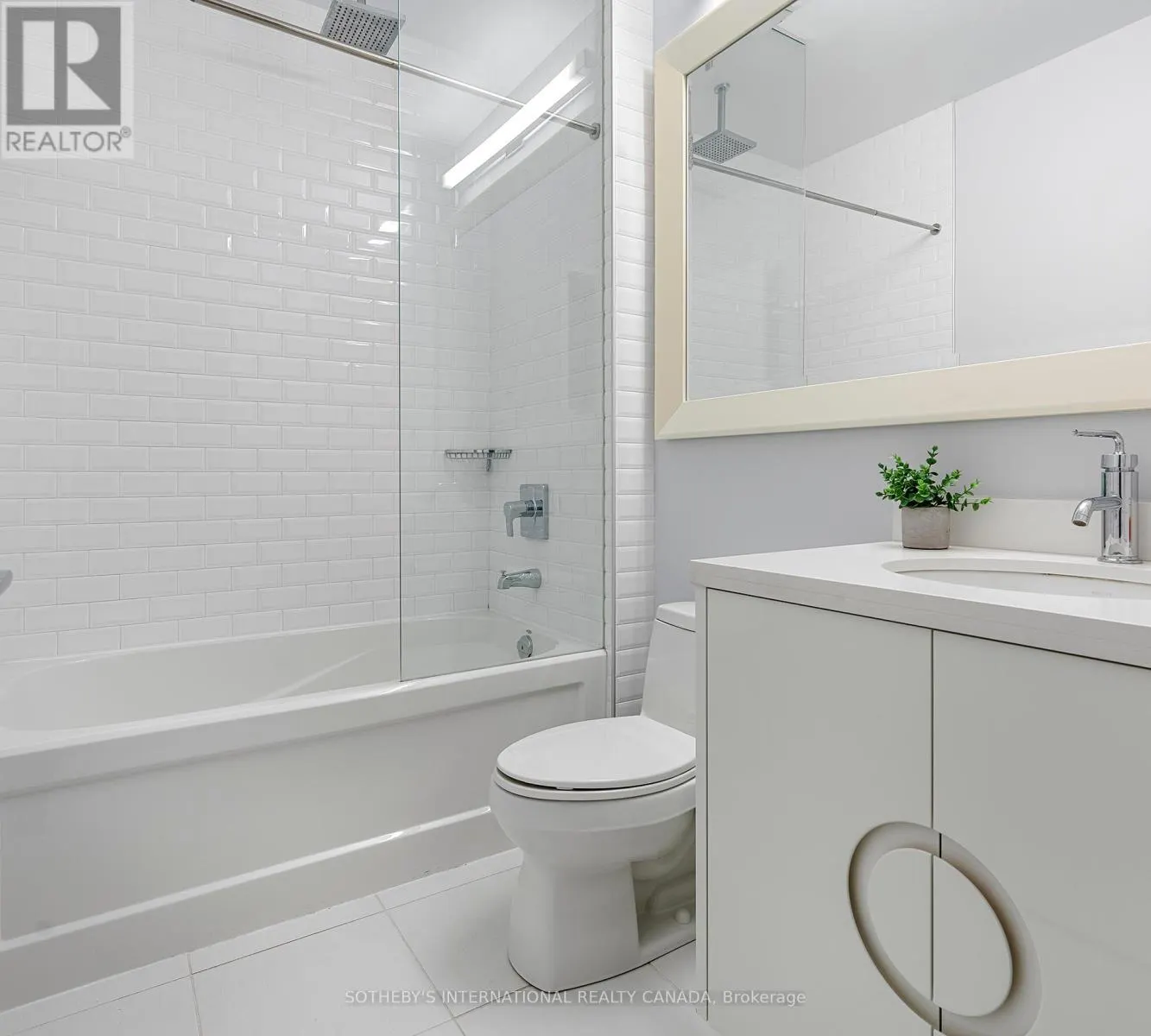 1608 - 88 PARK LAWN ROAD