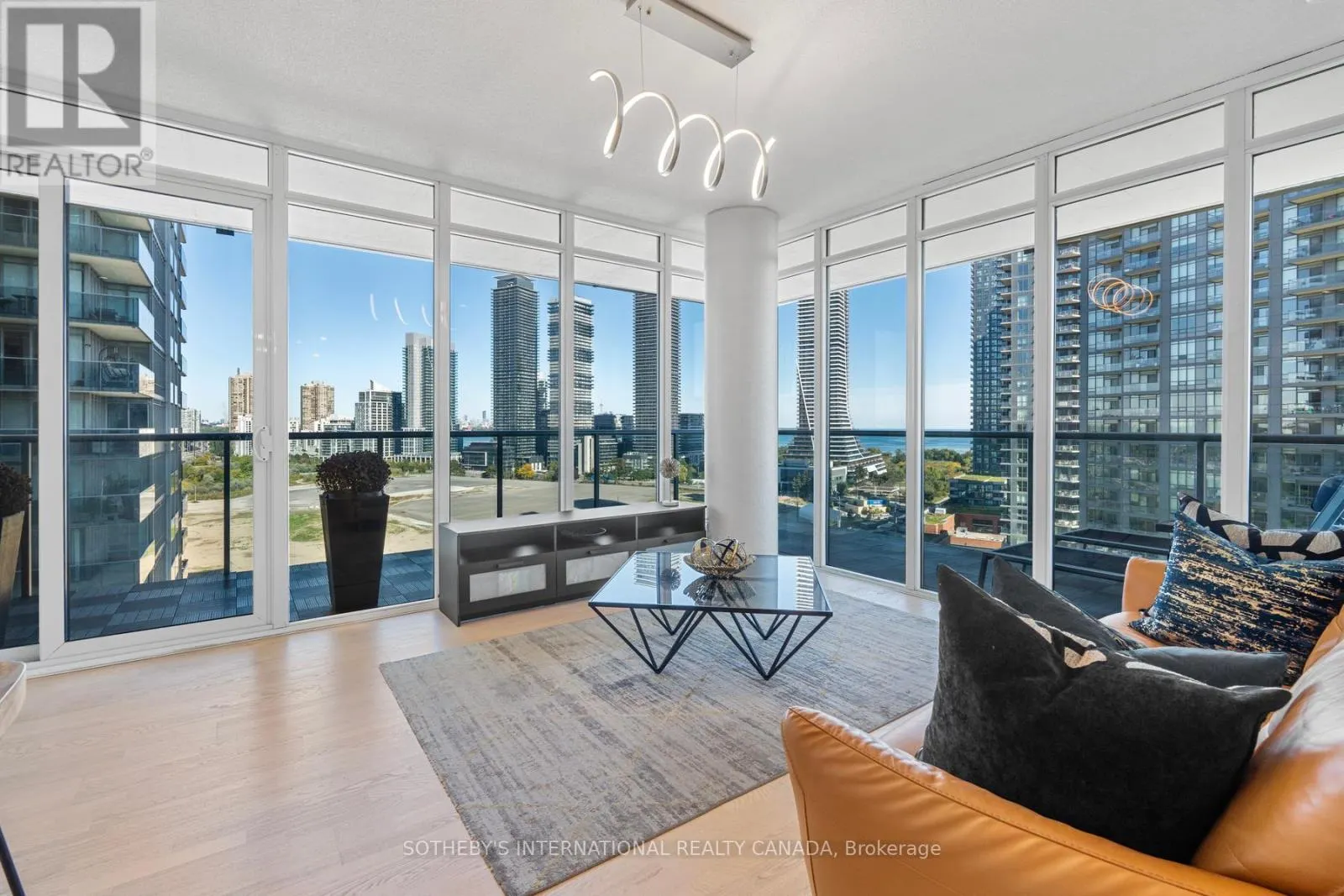 1608 - 88 PARK LAWN ROAD