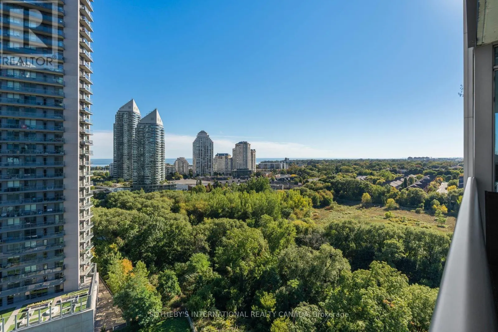 1608 - 88 PARK LAWN ROAD
