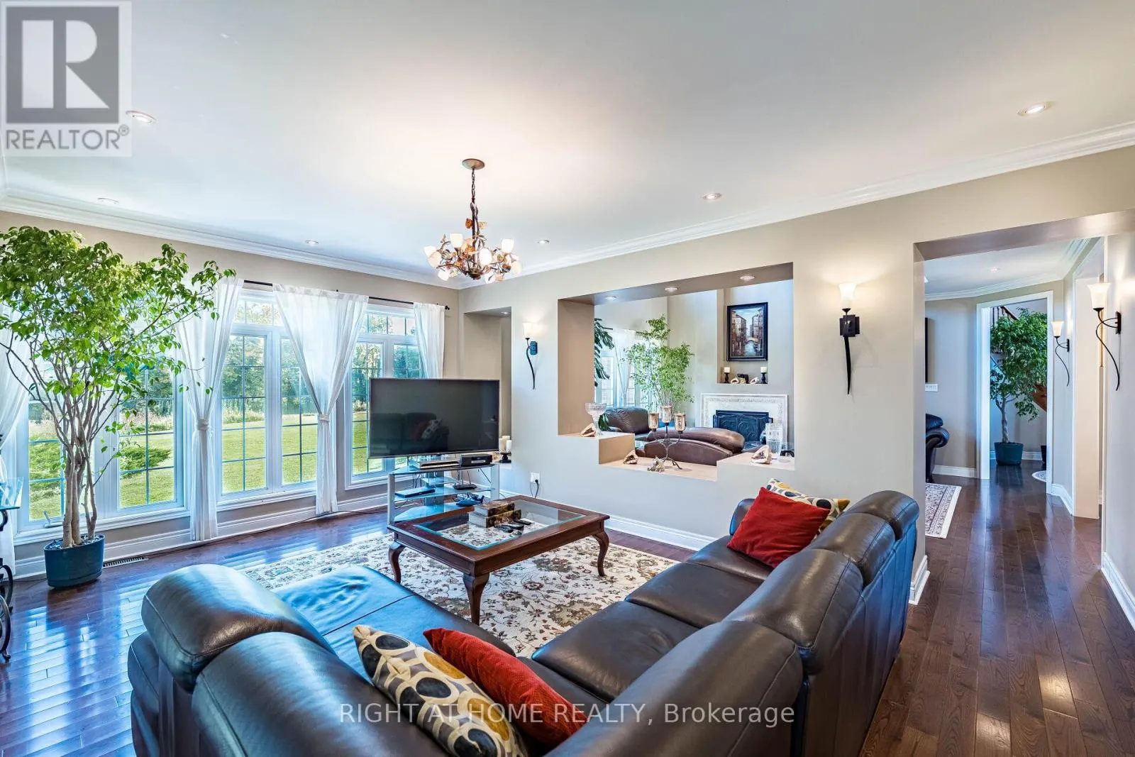 11150 MENZIES COURT