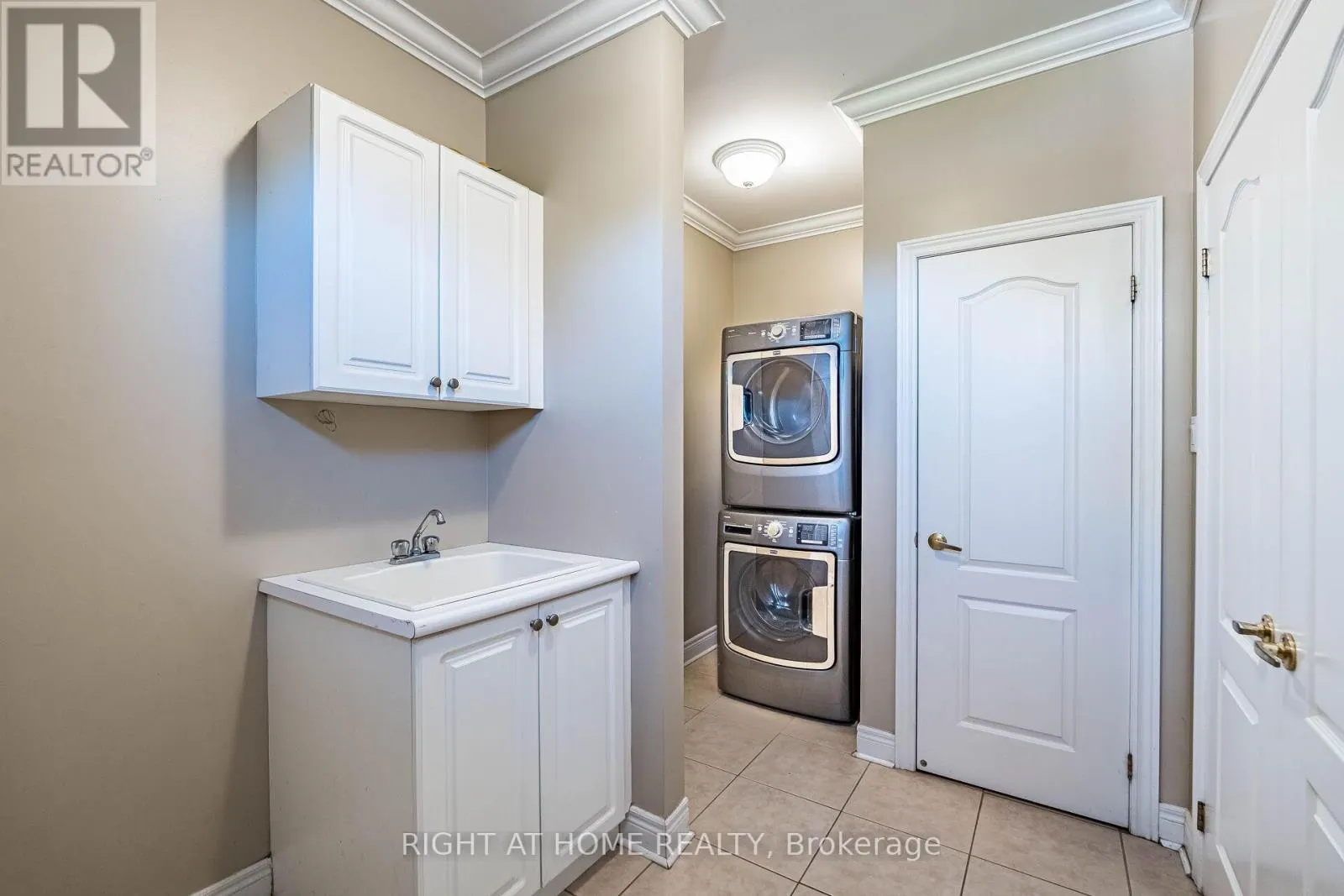 11150 MENZIES COURT