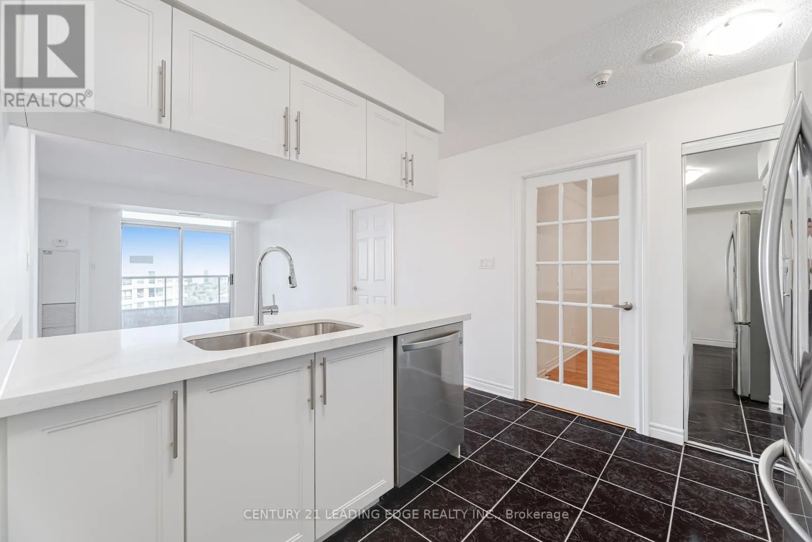 1609 - 3880 DUKE OF YORK BOULEVARD