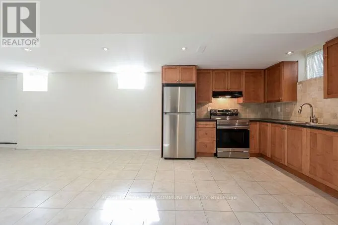 LOWER UNIT - 128 WATSONBROOK DRIVE