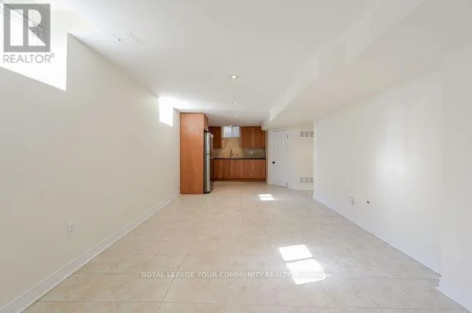 LOWER UNIT - 128 WATSONBROOK DRIVE