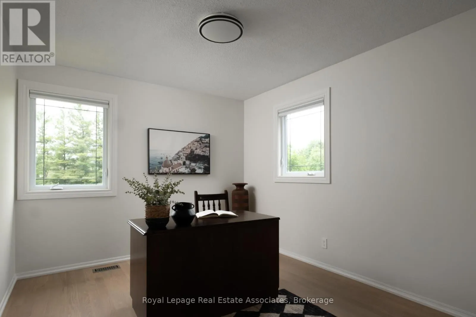 32 CEDAR DRIVE