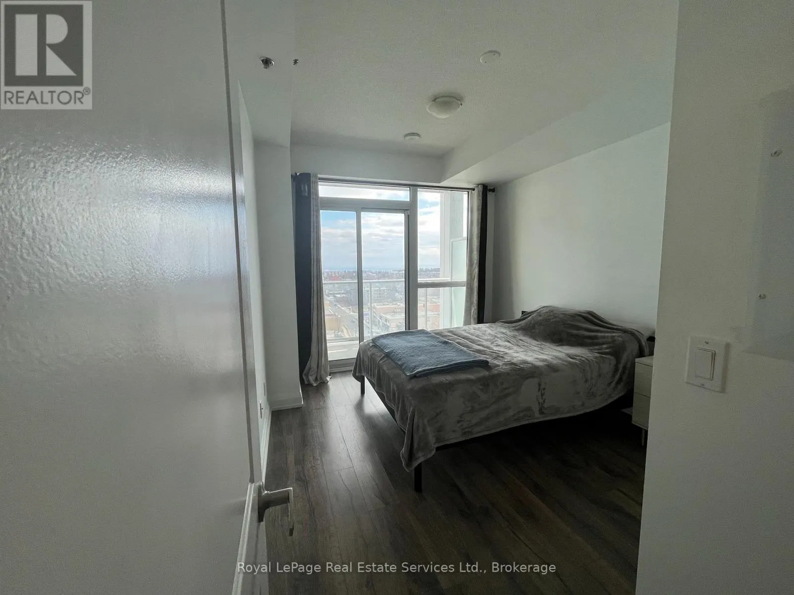1108 - 65 SPEERS ROAD, #1108