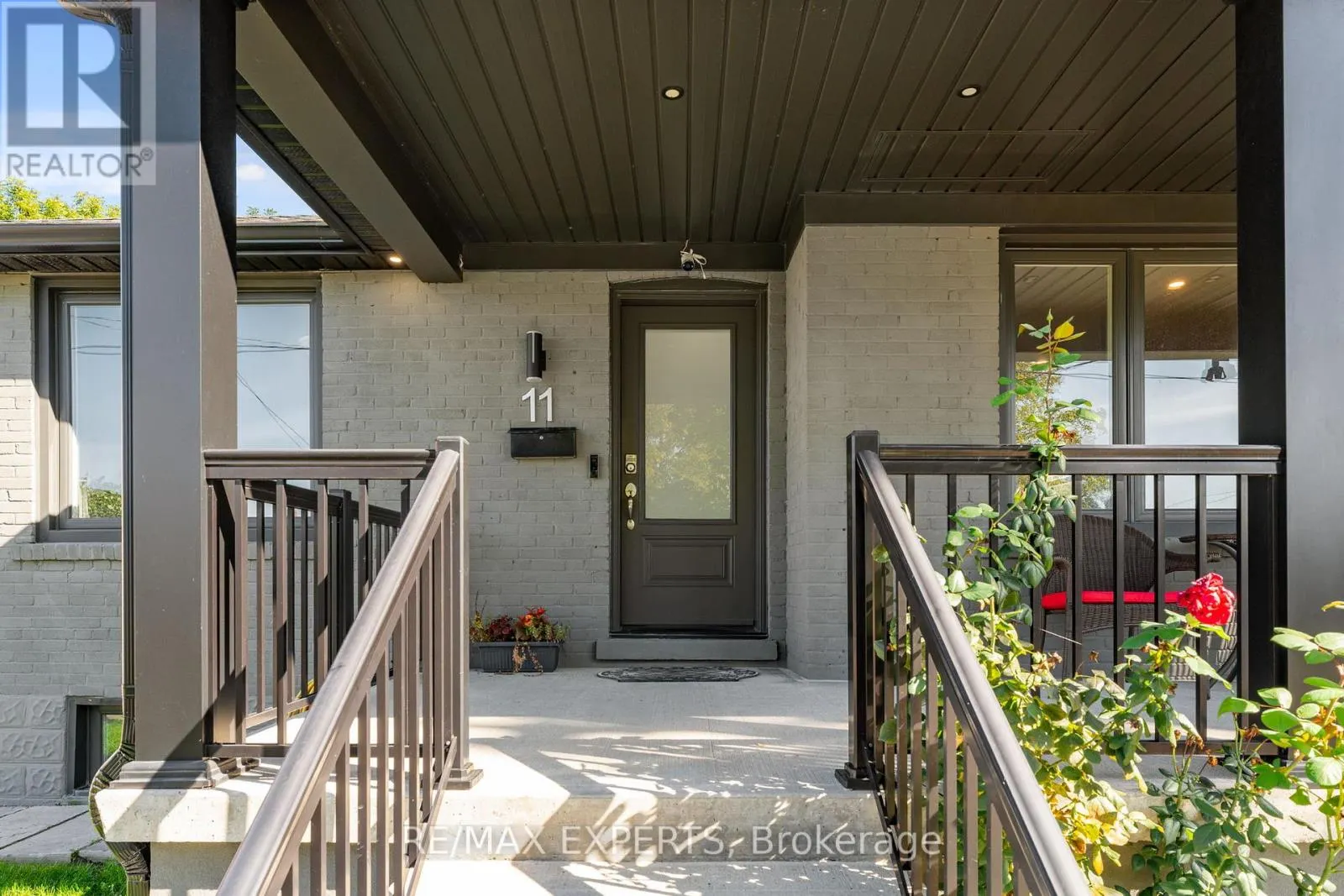 11 SMALLWOOD DRIVE