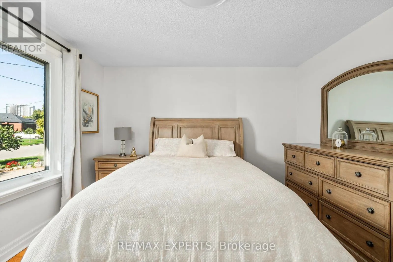 11 SMALLWOOD DRIVE