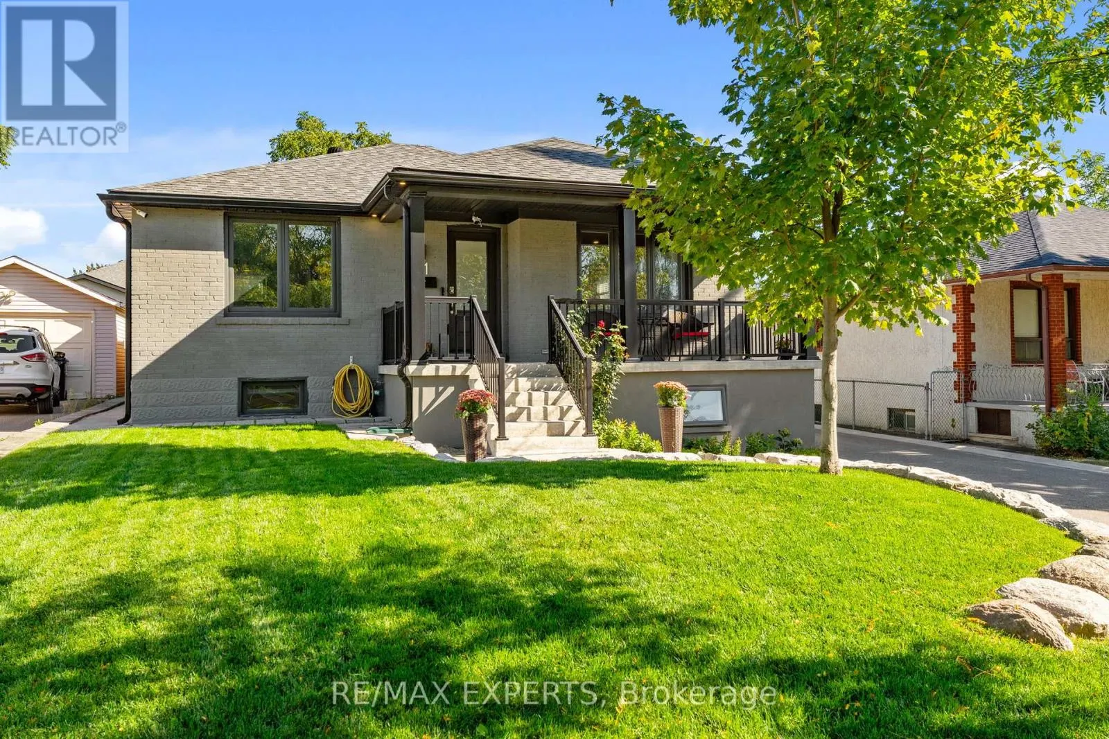 11 SMALLWOOD DRIVE