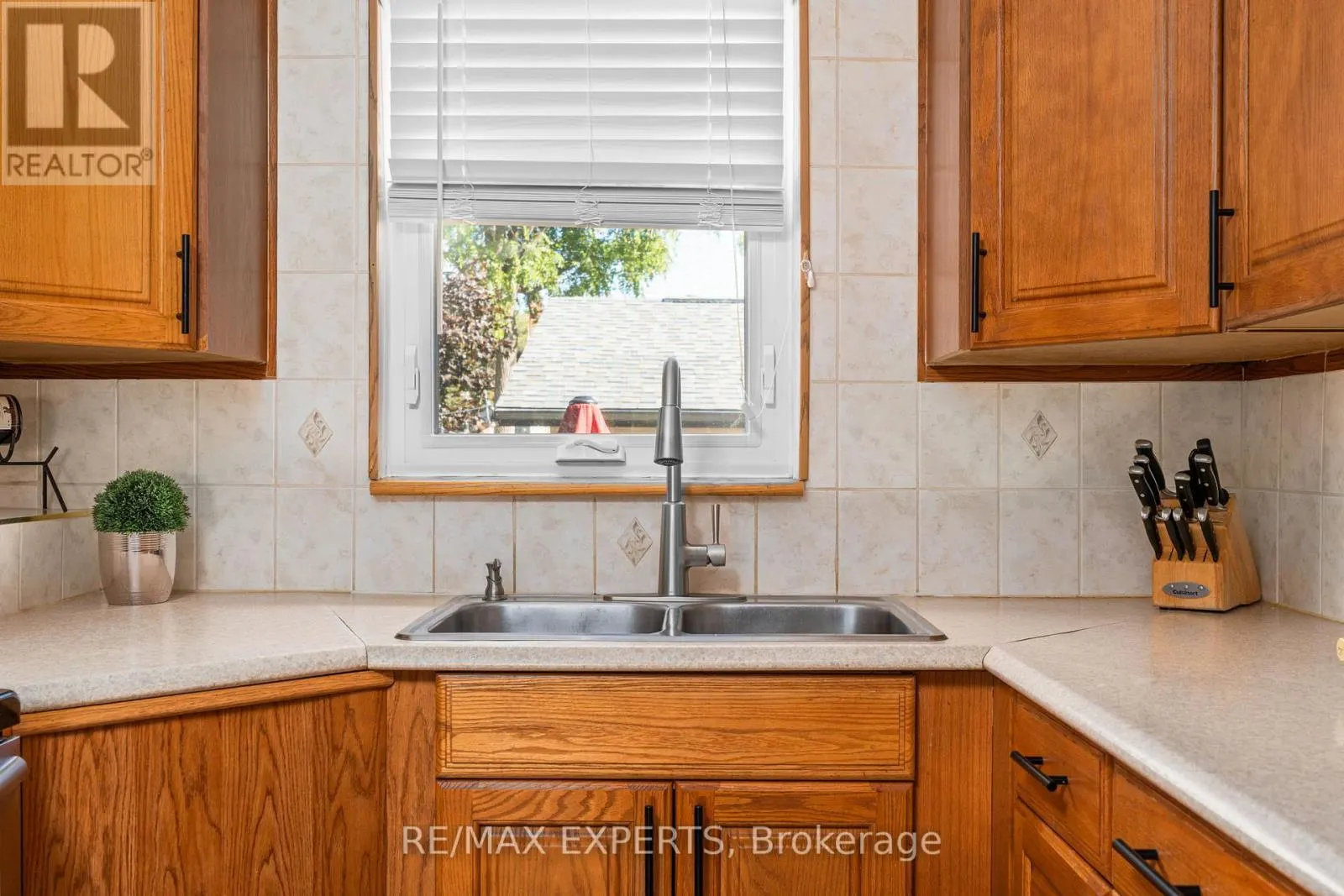 11 SMALLWOOD DRIVE