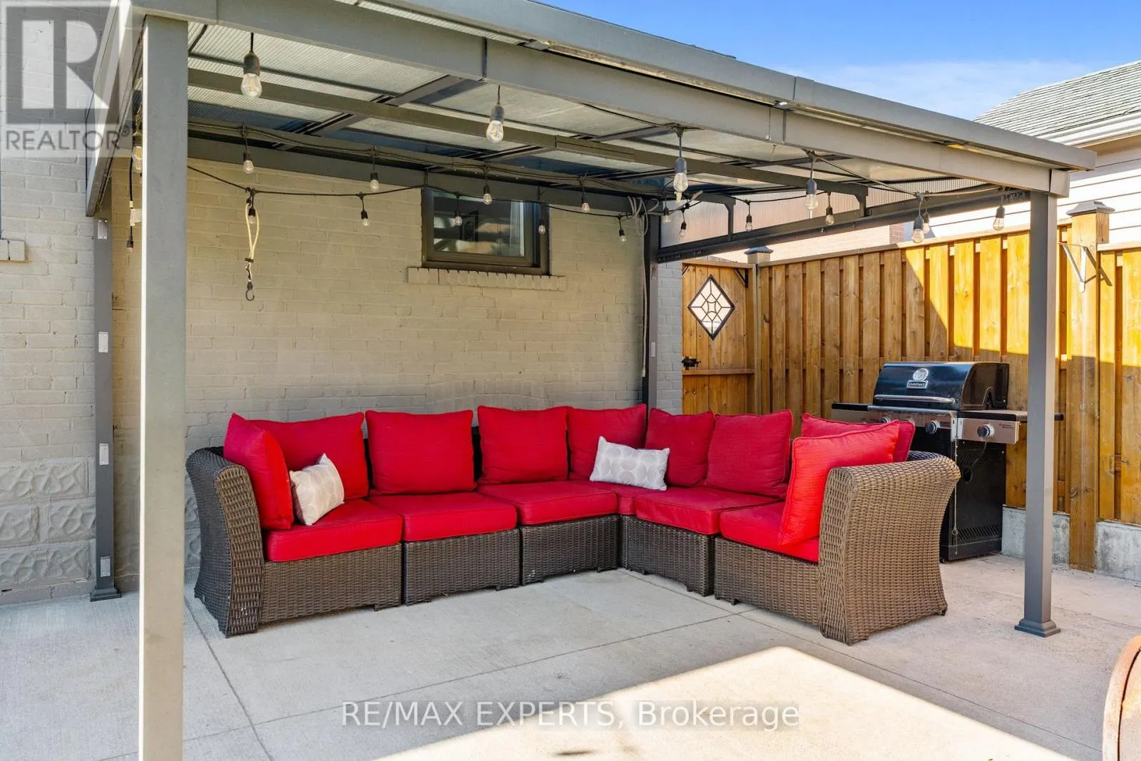 11 SMALLWOOD DRIVE