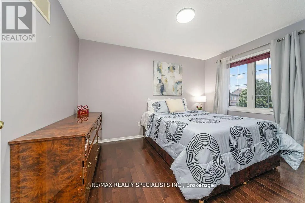 64 BOTAVIA DOWNS DRIVE