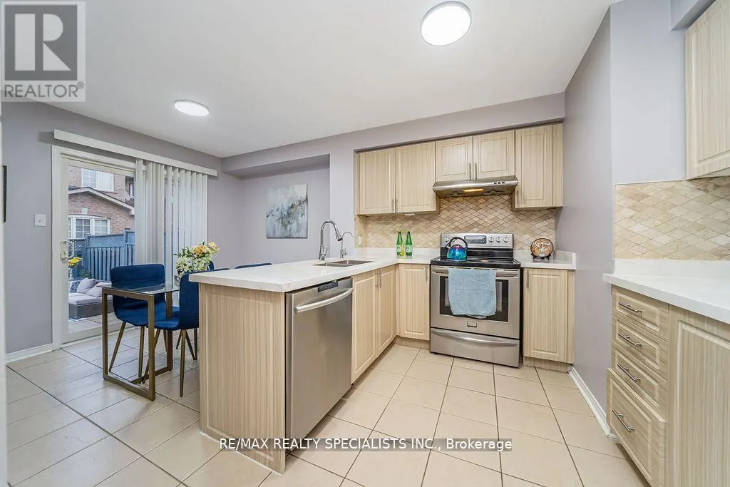 64 BOTAVIA DOWNS DRIVE