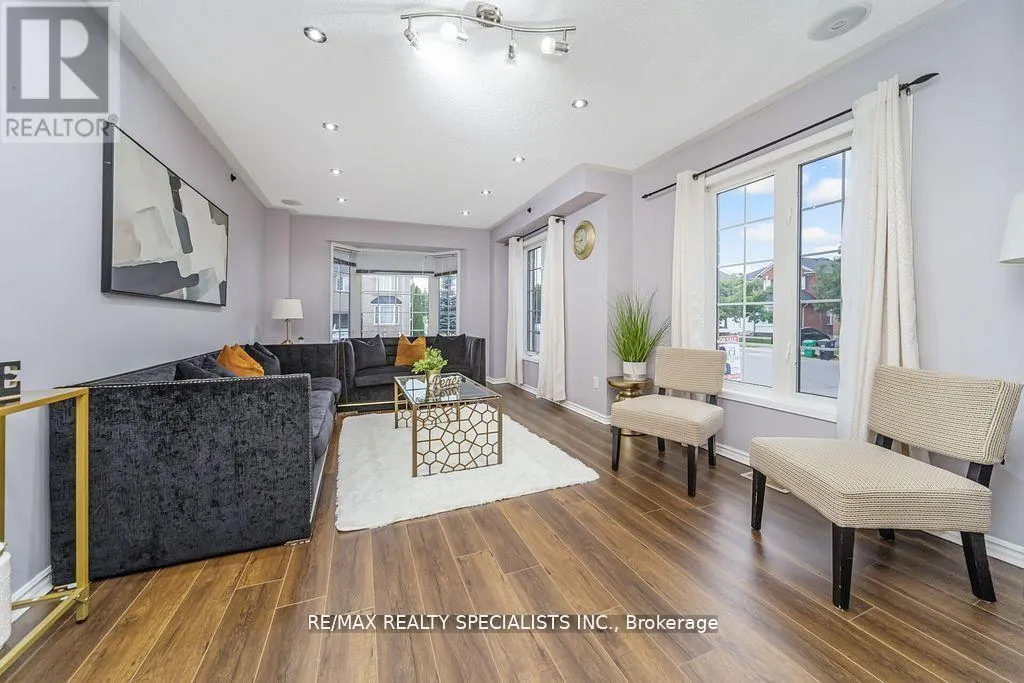 64 BOTAVIA DOWNS DRIVE