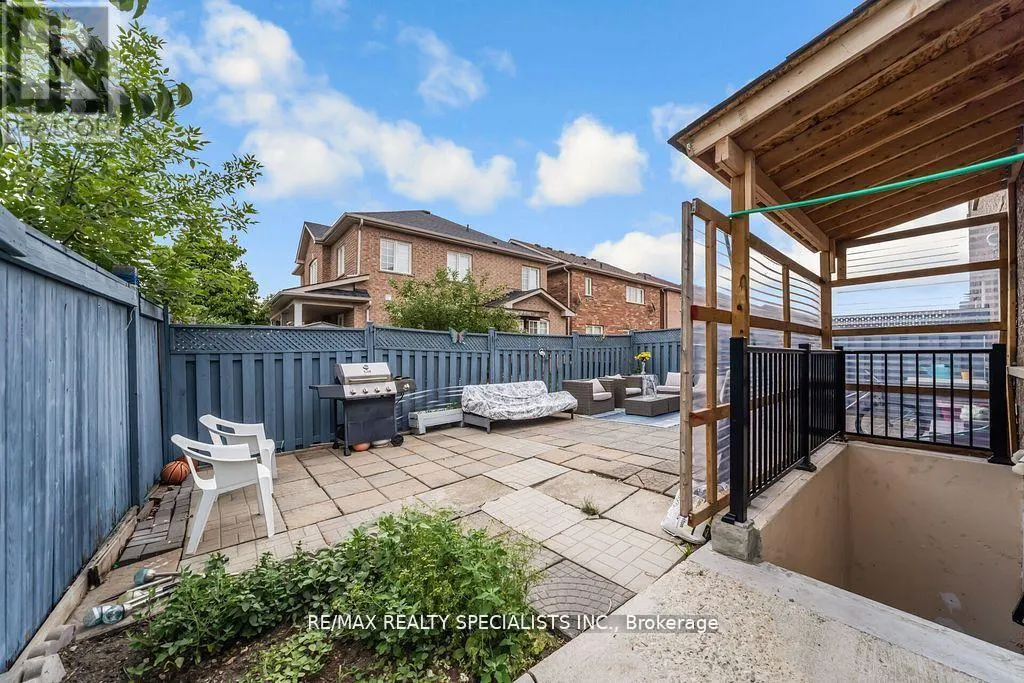64 BOTAVIA DOWNS DRIVE