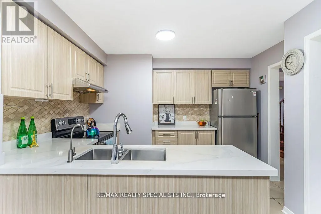 64 BOTAVIA DOWNS DRIVE