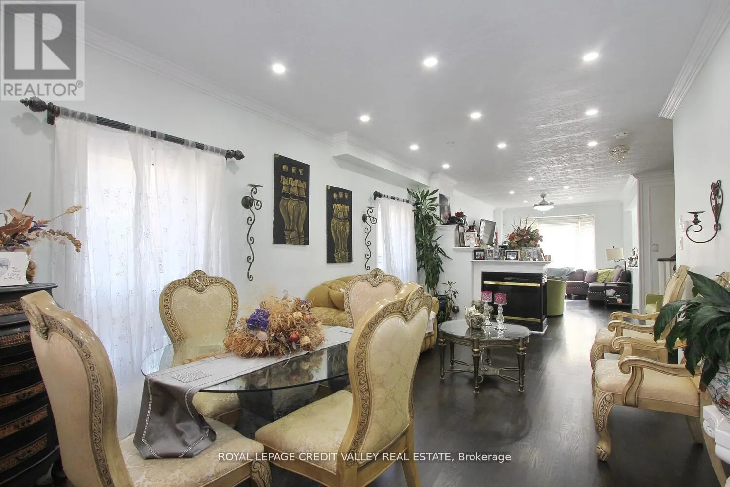 12 HELMAN ROAD