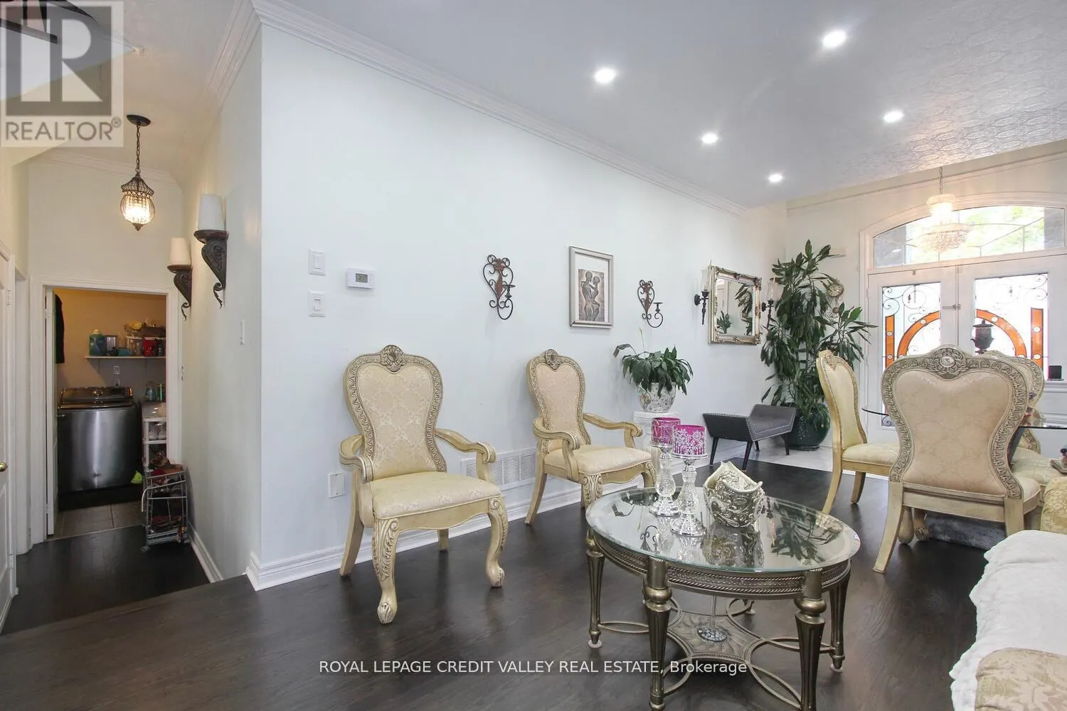 12 HELMAN ROAD