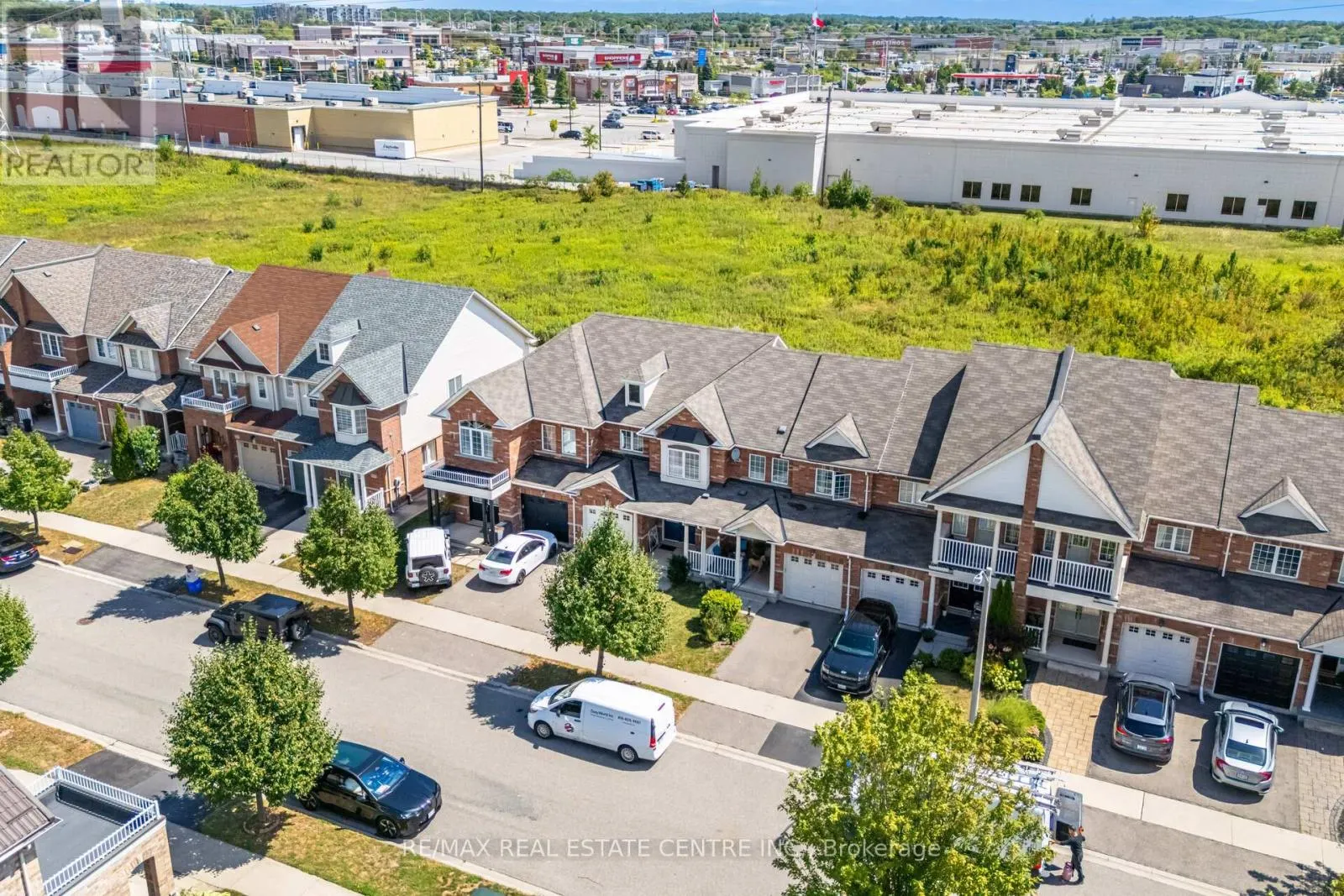 4834 CAPRI CRESCENT