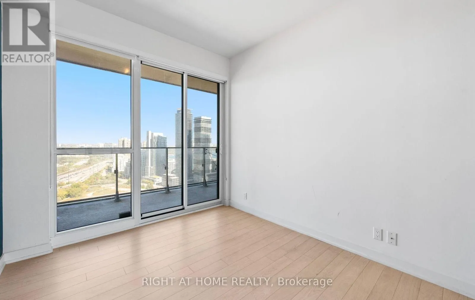 3409 - 10 PARK LAWN ROAD