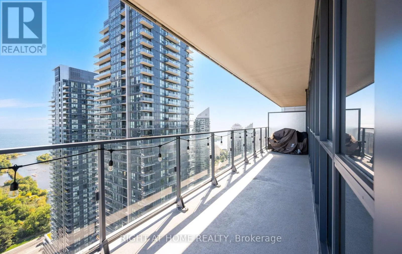 3409 - 10 PARK LAWN ROAD
