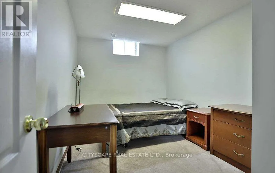 3263 LOYALIST DRIVE