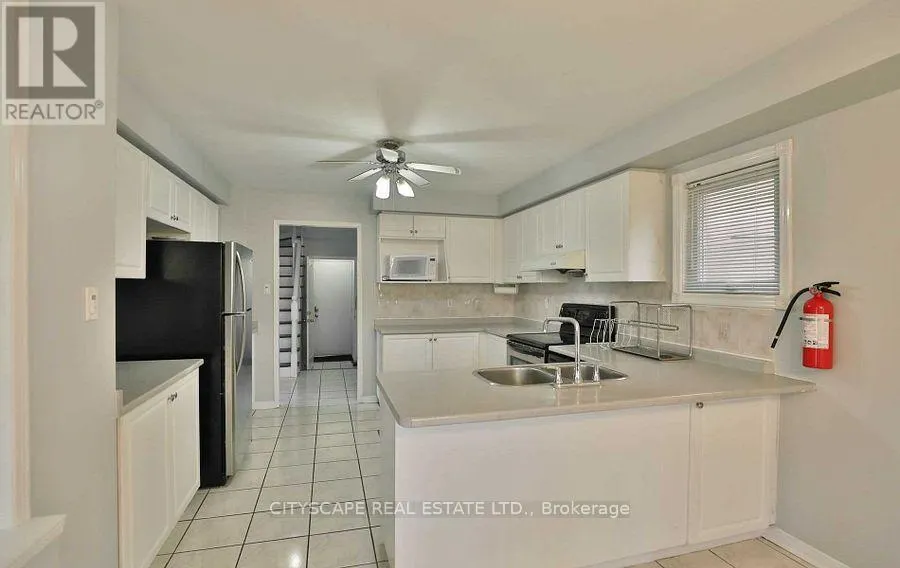 3263 LOYALIST DRIVE