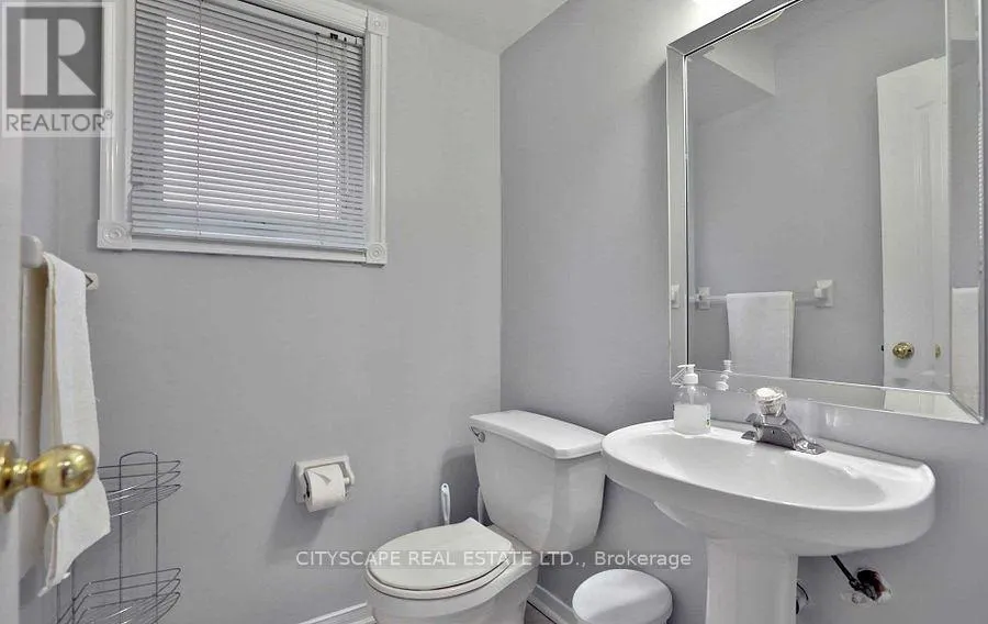 3263 LOYALIST DRIVE