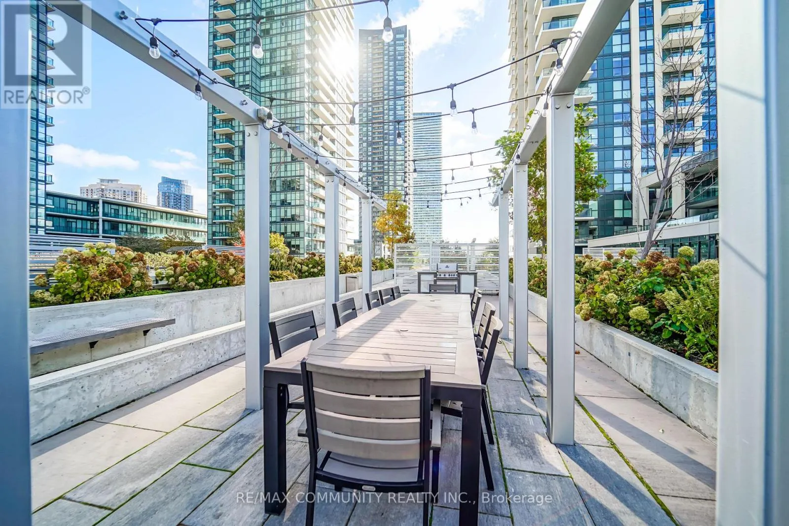 909 - 4085 PARKSIDE VILLAGE DRIVE