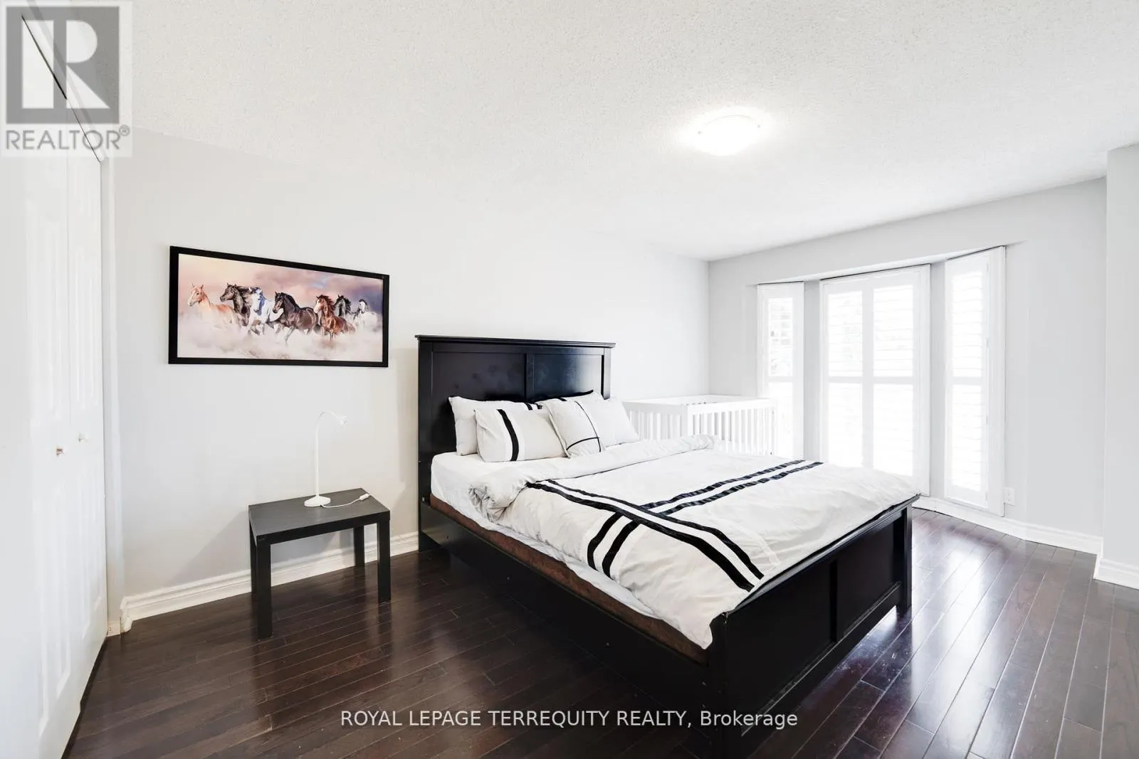 4242 PETERSBURG CRESCENT
