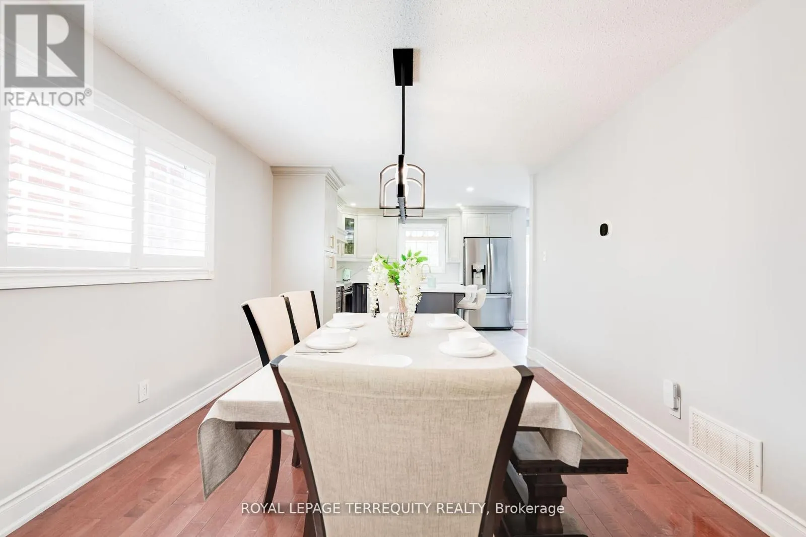 4242 PETERSBURG CRESCENT