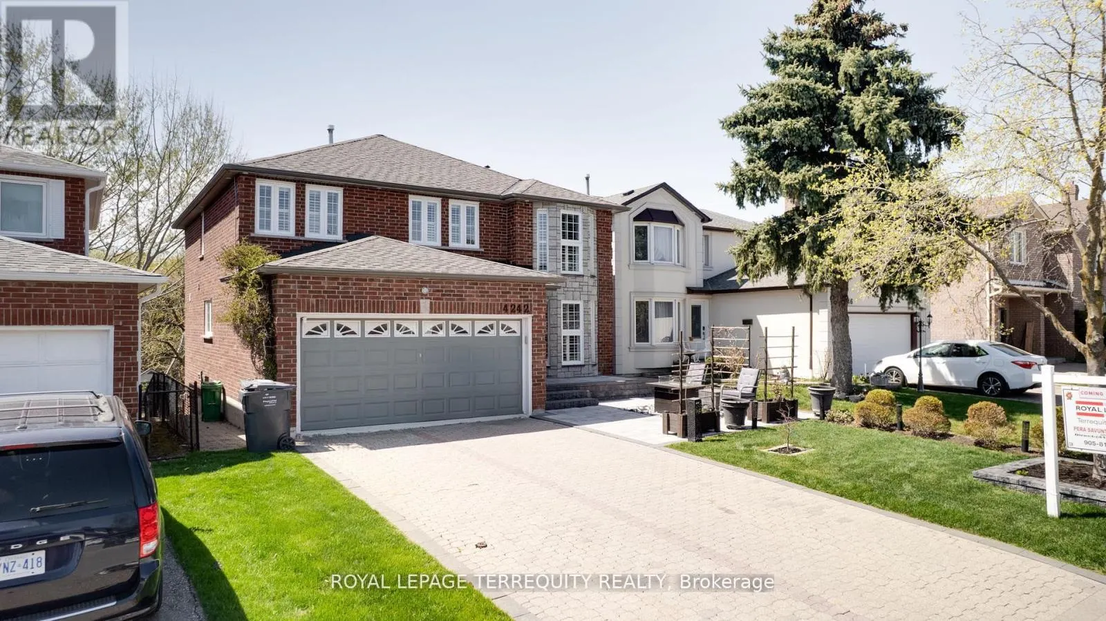 4242 PETERSBURG CRESCENT