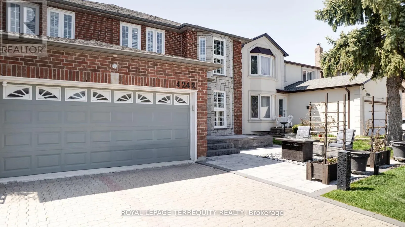 4242 PETERSBURG CRESCENT