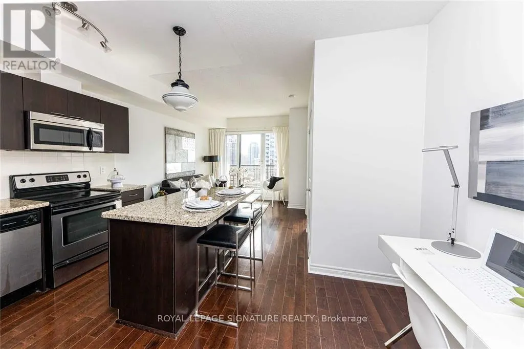 1507 - 385 PRINCE OF WALES DRIVE