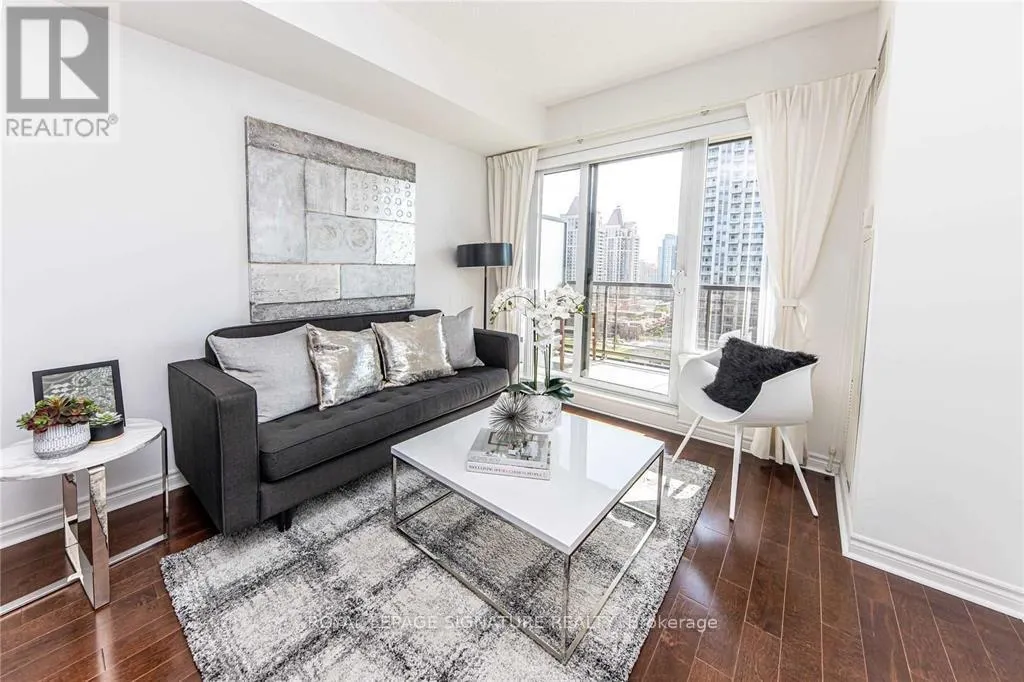 1507 - 385 PRINCE OF WALES DRIVE