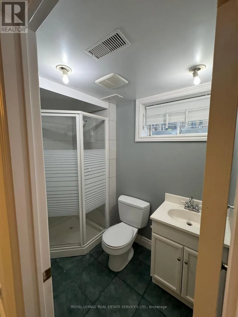 4 BEAVER BEND CRESCENT