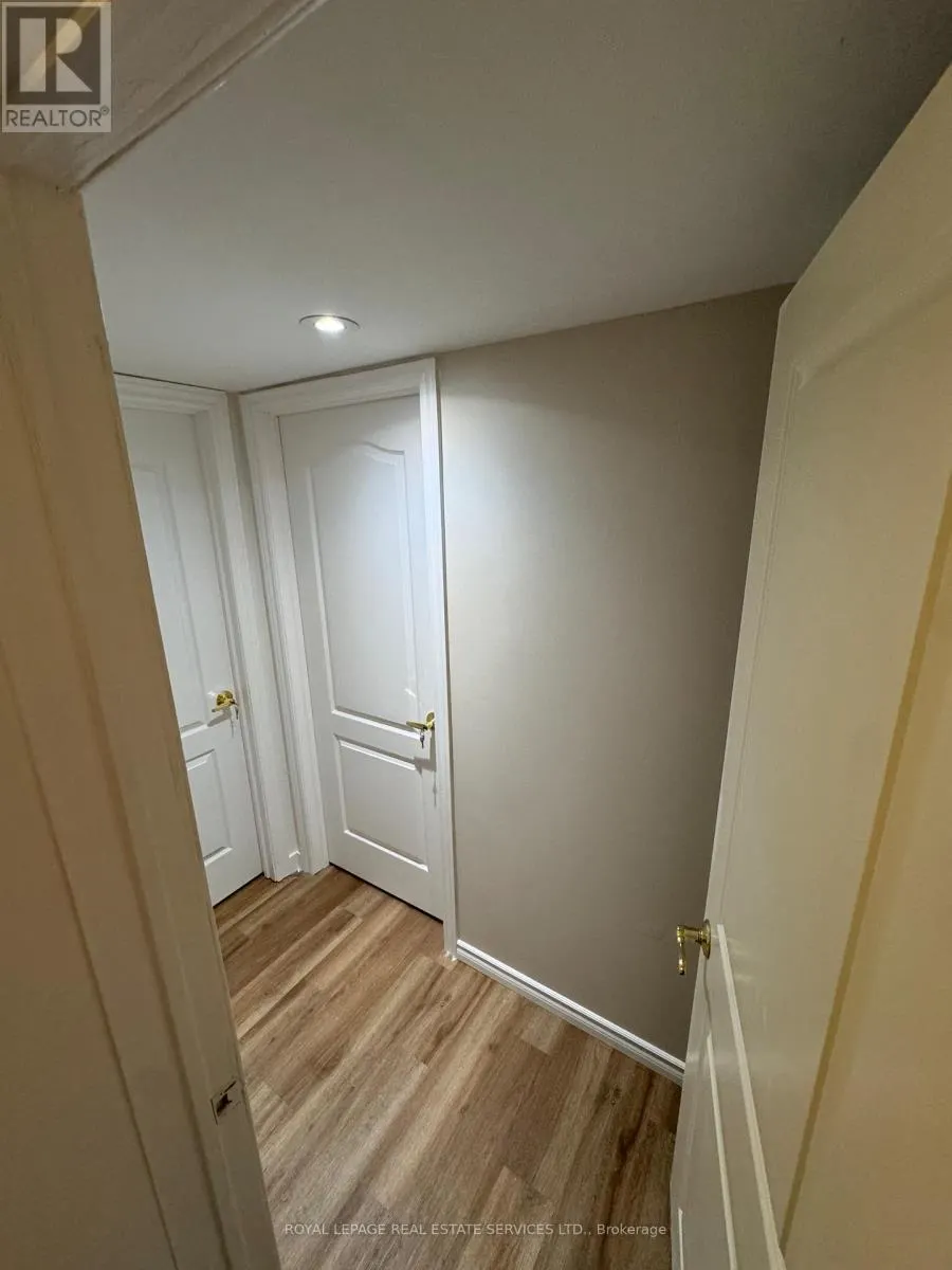 4 BEAVER BEND CRESCENT