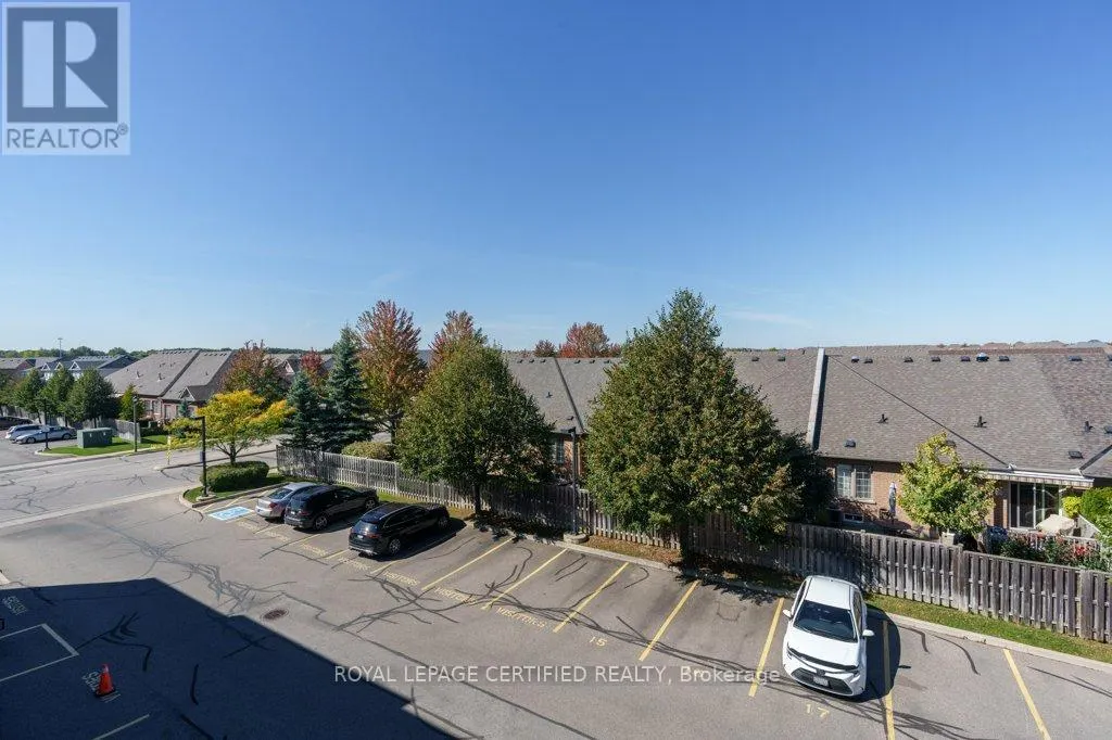 317 - 65 VIA ROSEDALE