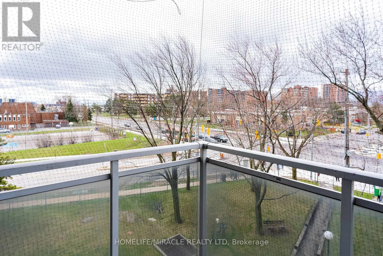 404 - 2645 KIPLING AVENUE