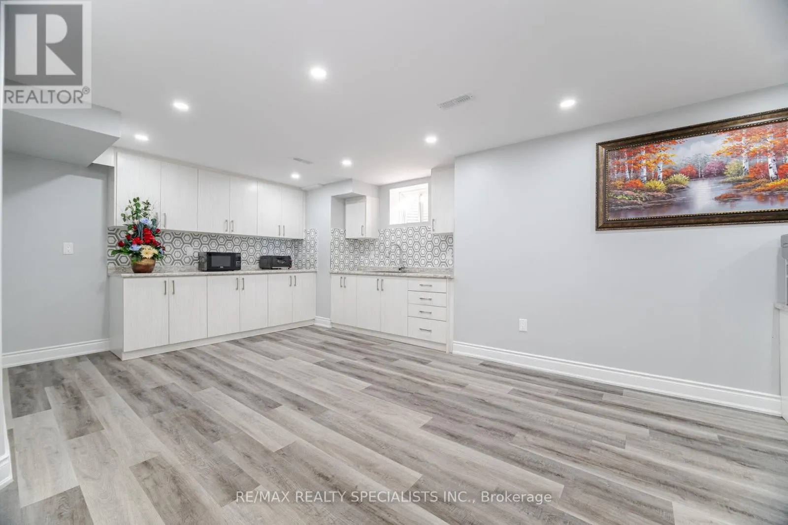 1190 MCEACHERN COURT