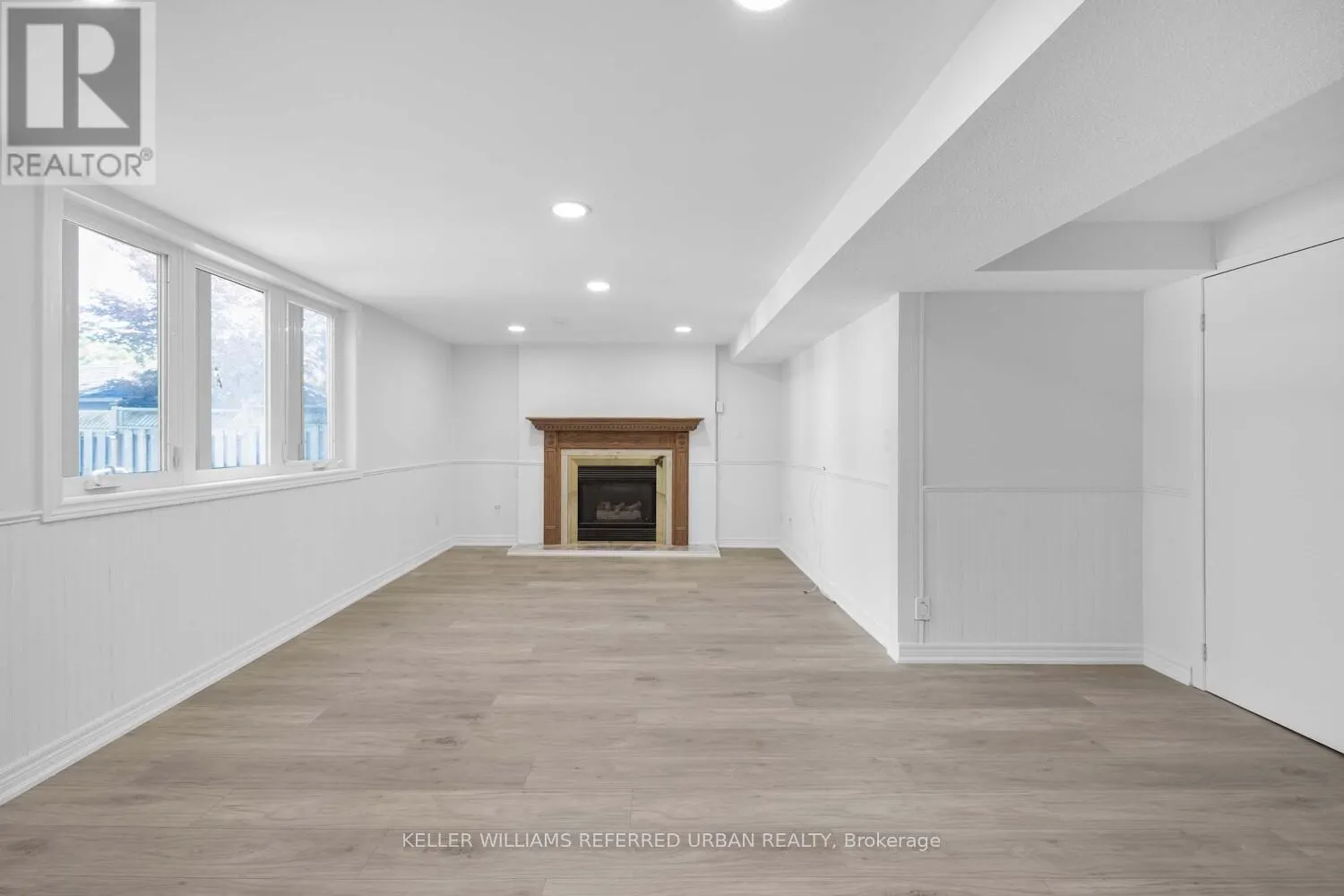 BASEMENT - 1422 SUMMERHILL CRESCENT