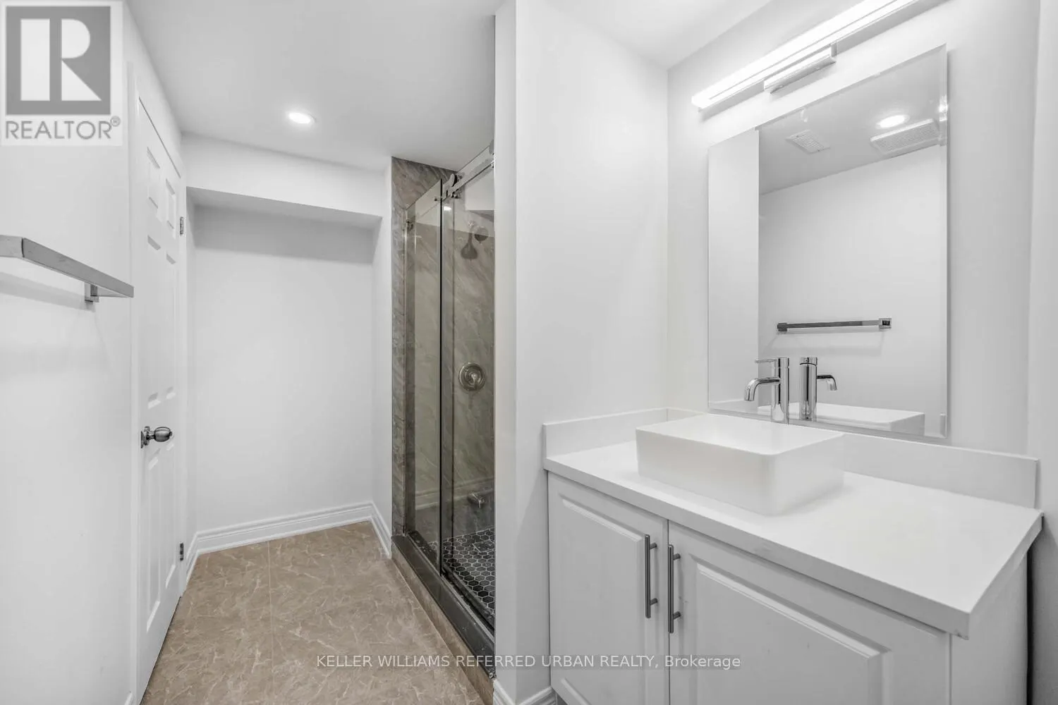 BASEMENT - 1422 SUMMERHILL CRESCENT