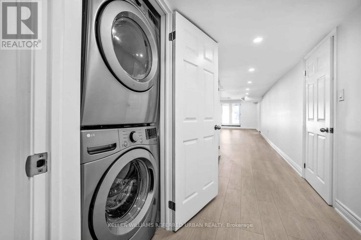 BASEMENT - 1422 SUMMERHILL CRESCENT