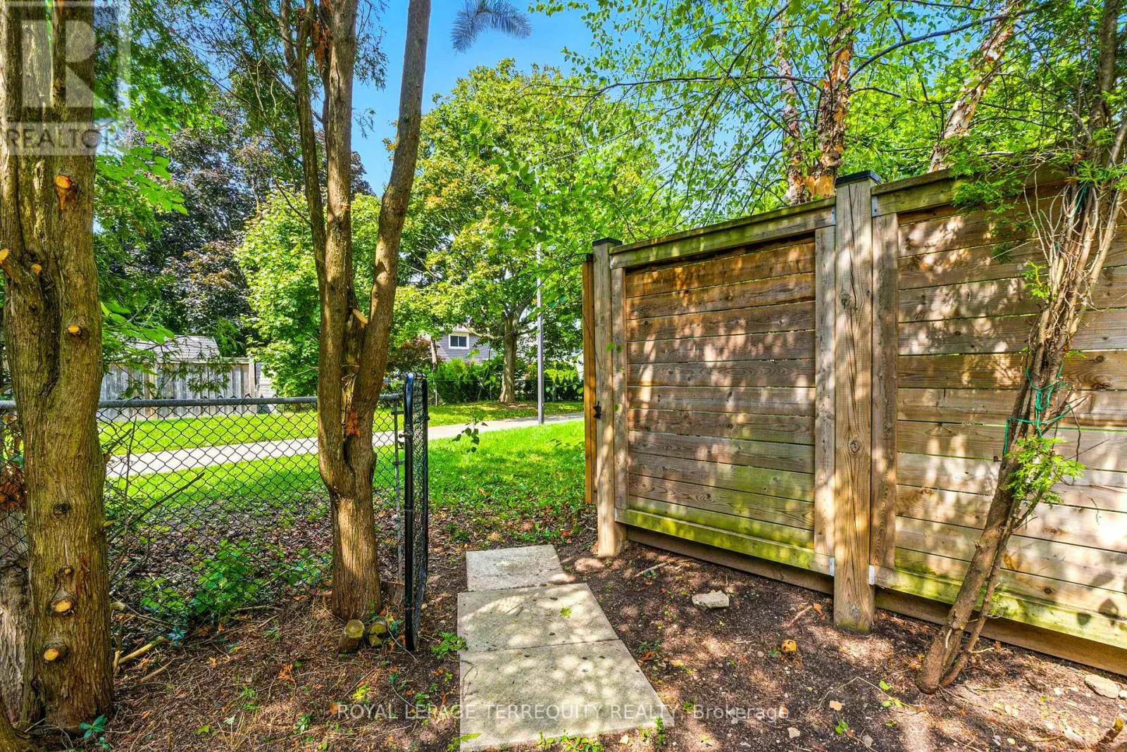 3327 KINGS MASTING CRESCENT