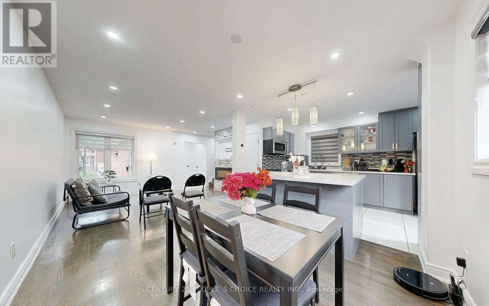 31 DORKING DRIVE