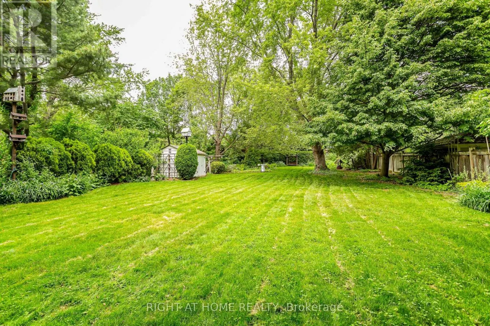 411 MAPLEHURST AVENUE