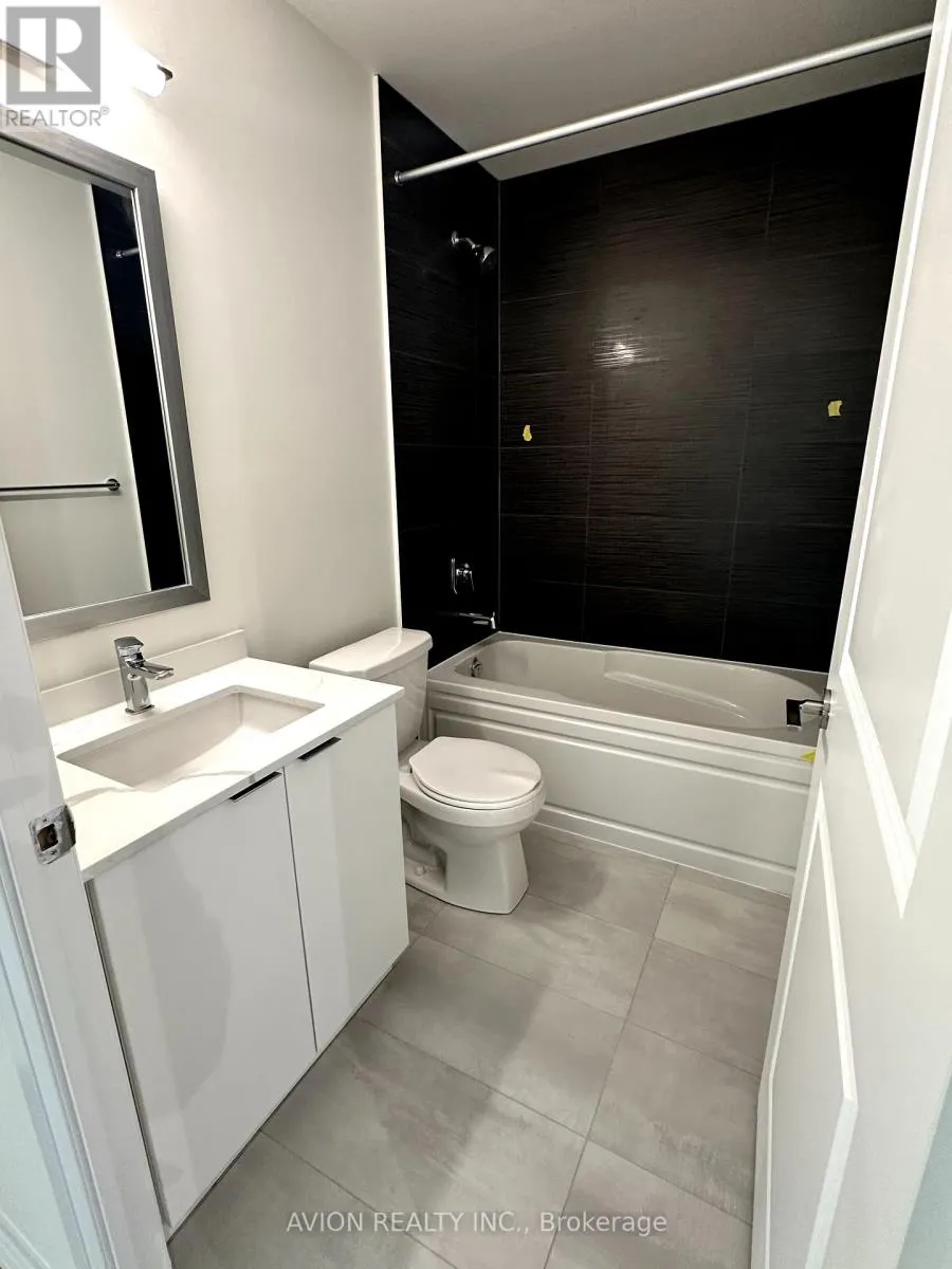 1110 - 15 WATERGARDEN DRIVE