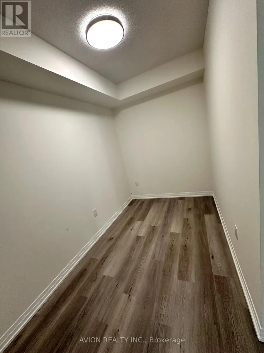 1110 - 15 WATERGARDEN DRIVE