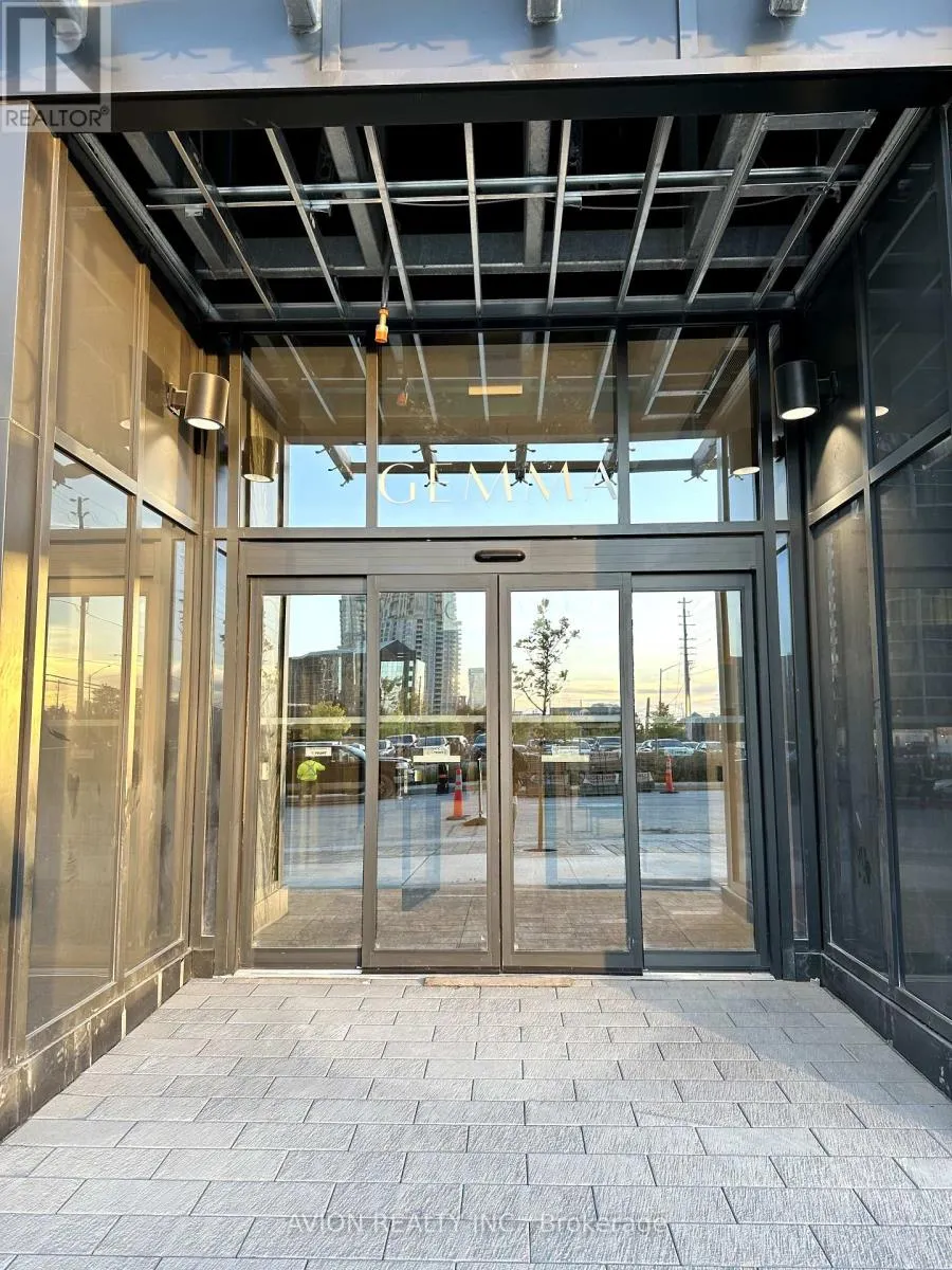 1110 - 15 WATERGARDEN DRIVE