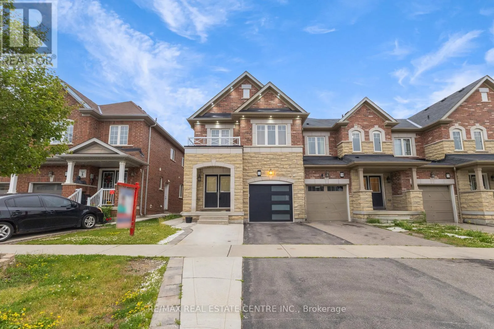 11 HOOVER ROAD